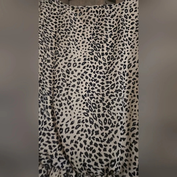 ACCLAIMED black&white cheetah print longsleeve tie front mini dress. Size small - Picture 8 of 10